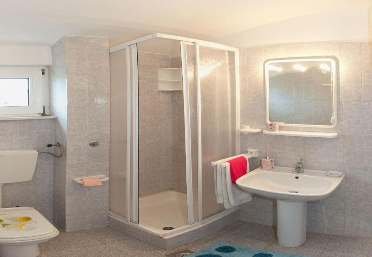 Apartments Filip Трогир Экстерьер фото