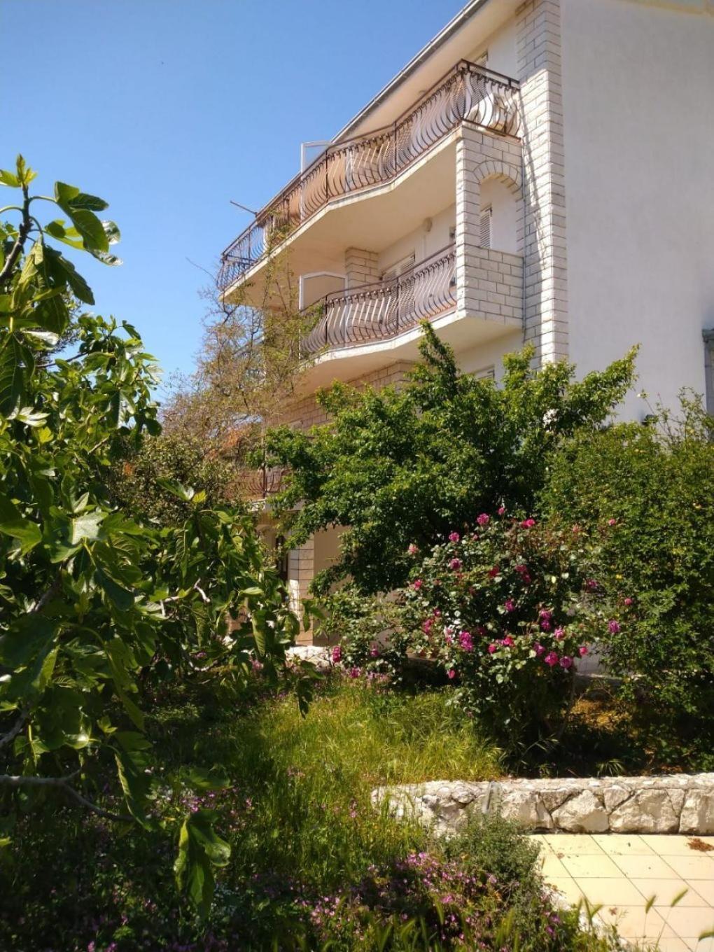 Apartments Filip Трогир Экстерьер фото