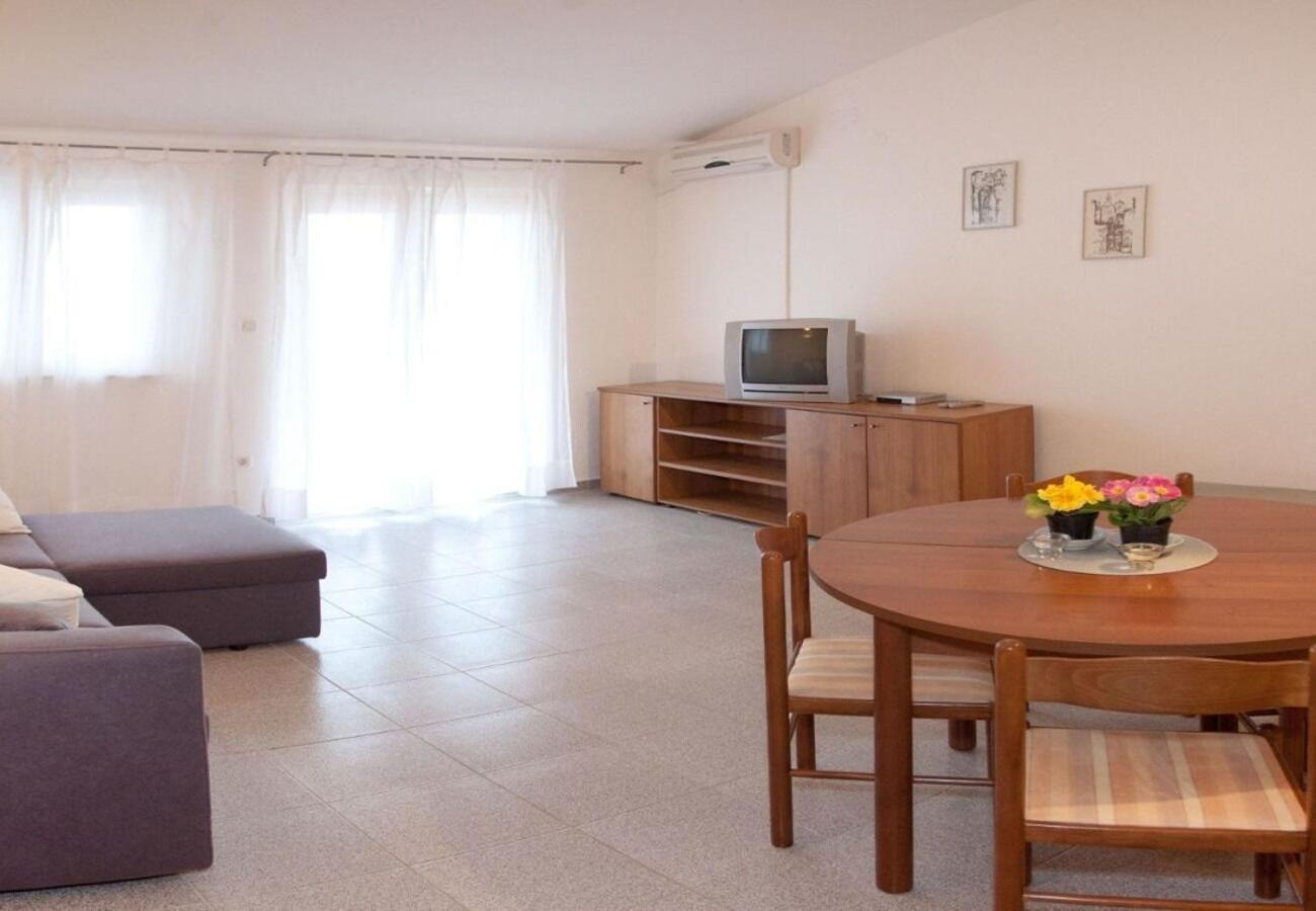 Apartments Filip Трогир Экстерьер фото