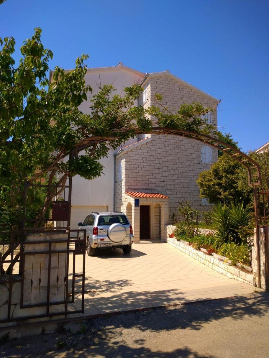 Apartments Filip Трогир Экстерьер фото